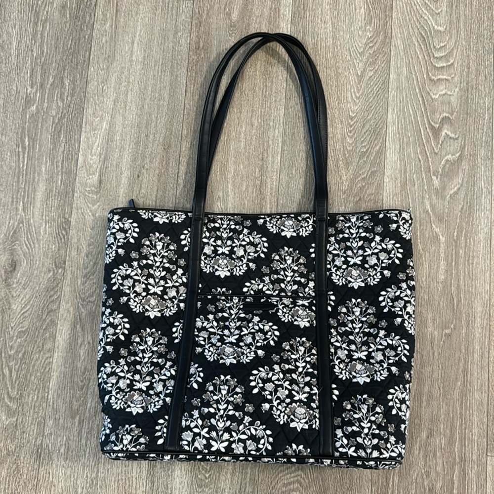 Vera Bradley Mandy Tote